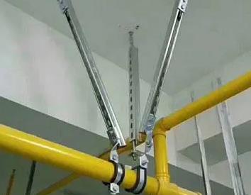 闸阀支撑架的质量要求。价格决定了德兴抗震支撑框架的质量。